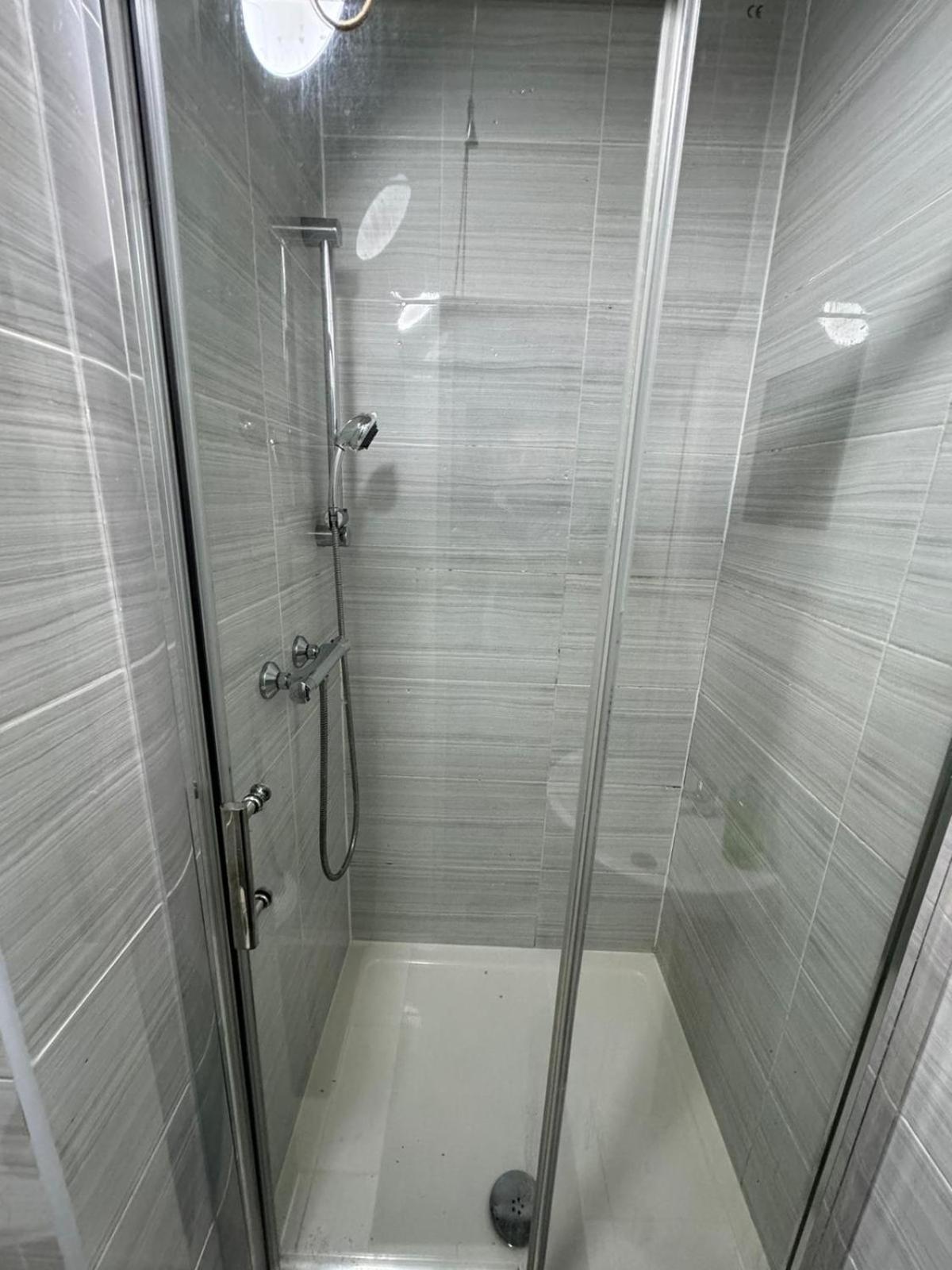 Deluxe Ensuite Double Room With Ensuite Coventry Exterior foto